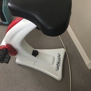 Sit cycle